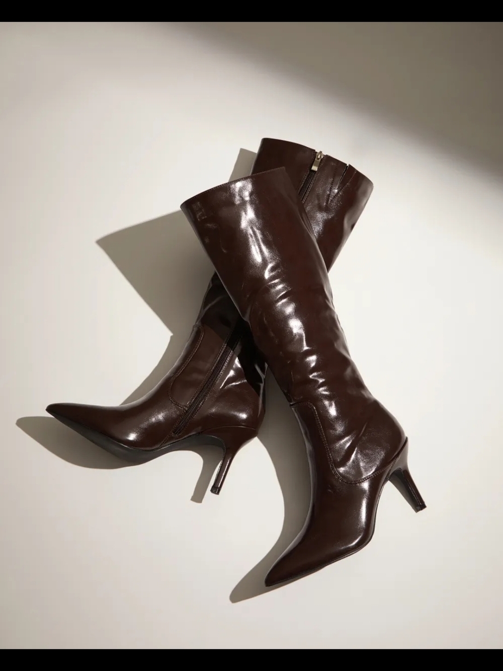 Classic Brown Knee-High Pointed-Toe Heeled Boots - Picture 8 of 14